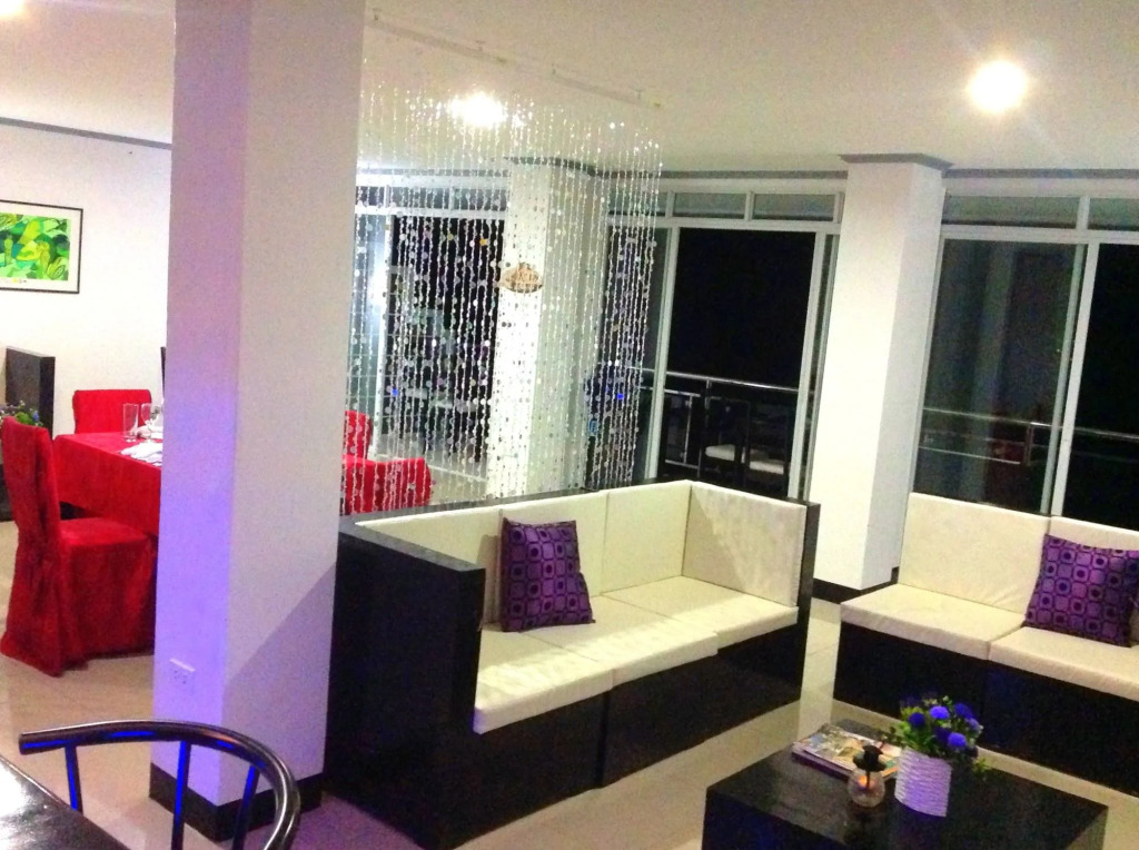 Bohol South Beach Hotel