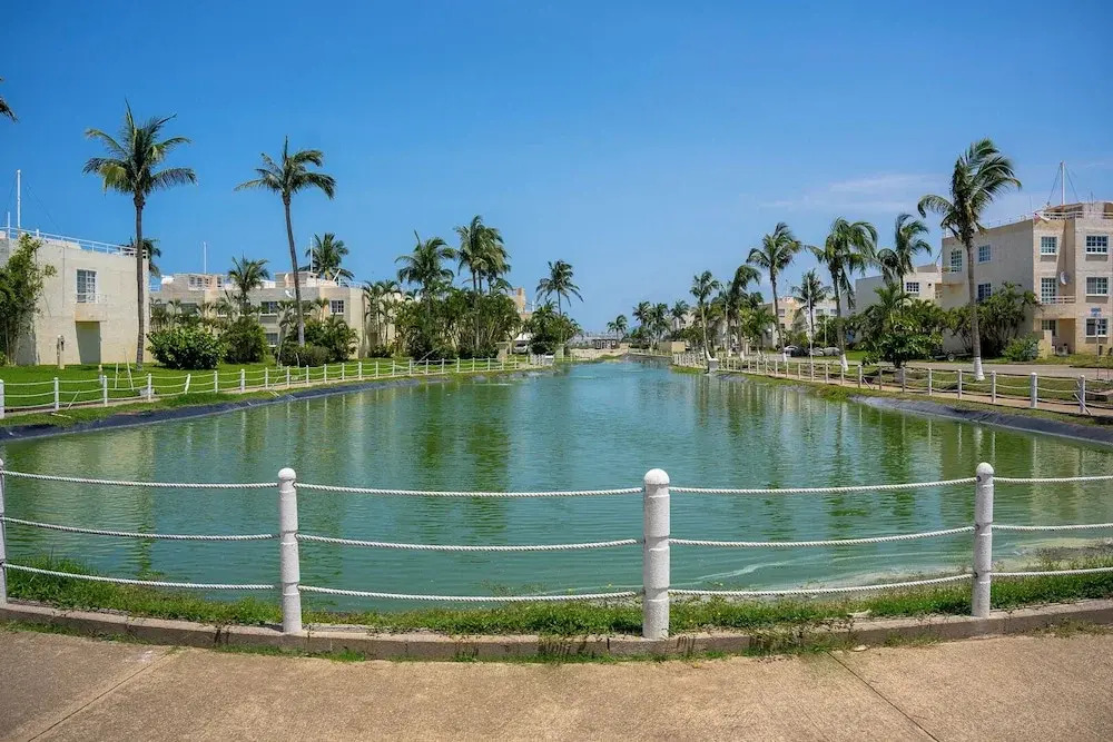 New Acapulco Retreat Garden Pool & Gym