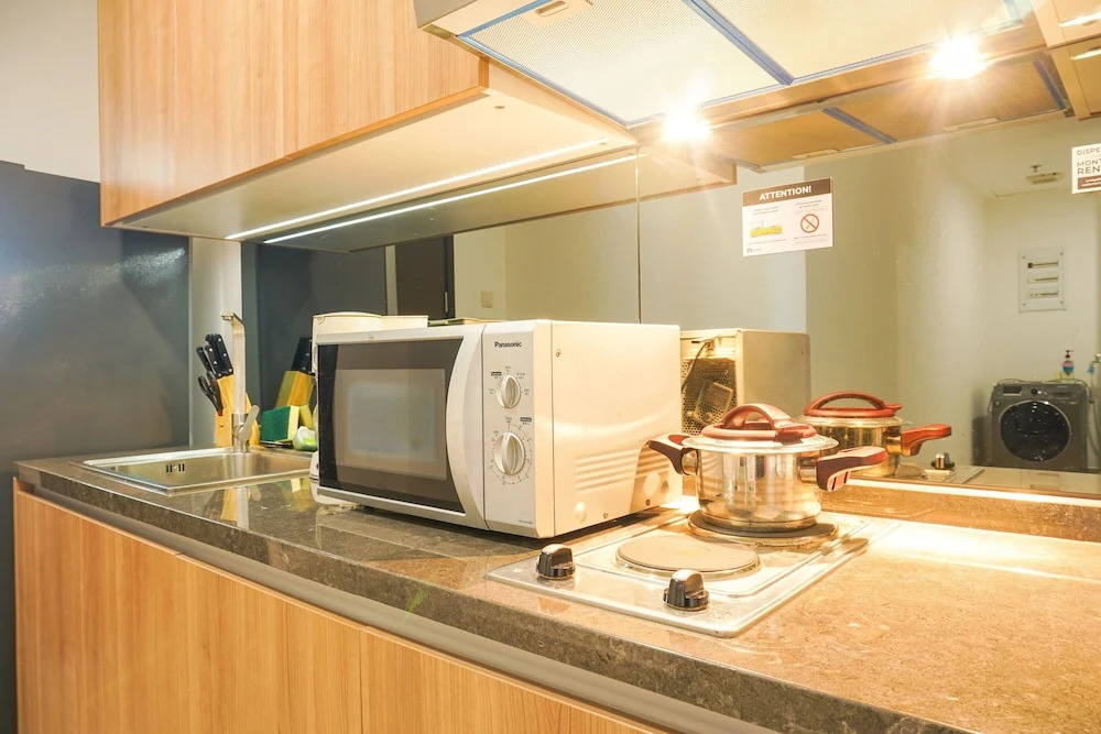 Spacious 2BR Apartment at Wang Residence