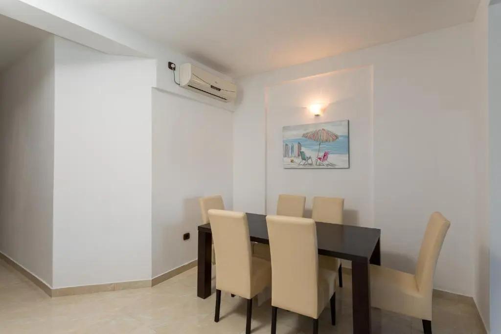 Adriatic Raf Apartments