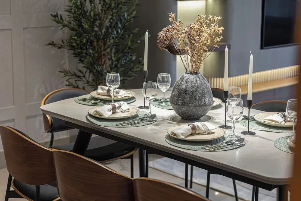 Roomszy Residences - Opera Grand