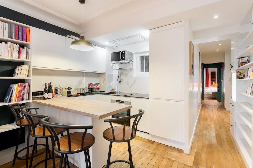 Charming 2 Bedroom Property Near Montparnasse