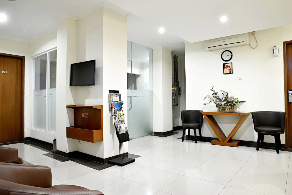 ZEN Rooms Benhil Tondano