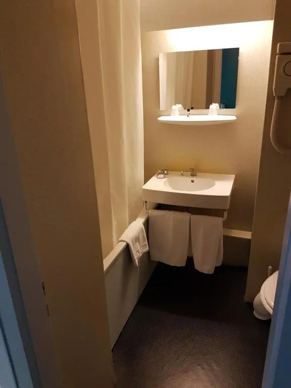 Hotel Restaurant La Tour Romaine - Haguenau - Strasbourg Nord