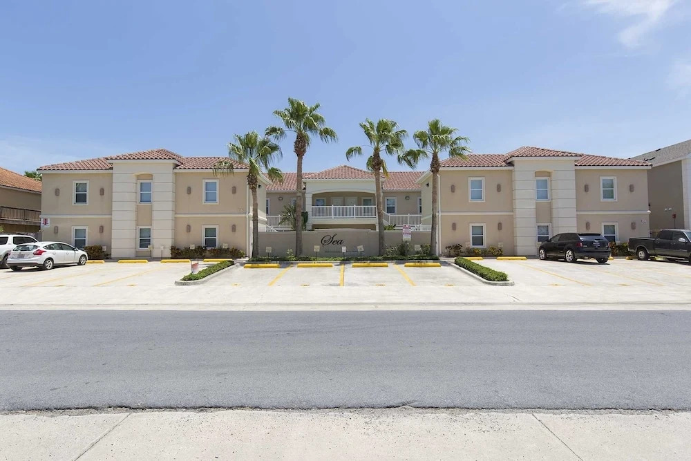 Sea Glass 4 2 Bedroom Condo