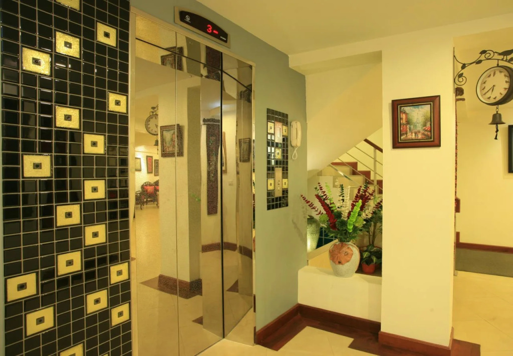 The XYM Hotel