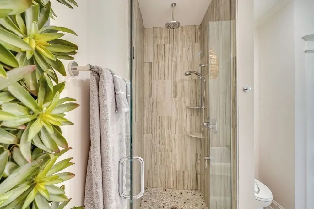 1 Mi to Dtwn: Upscale Retreat in Durham!