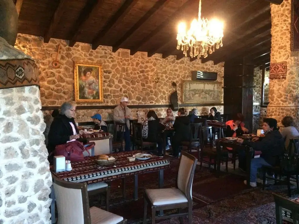 Mariat Hotel