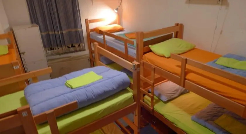 Chillton hostel