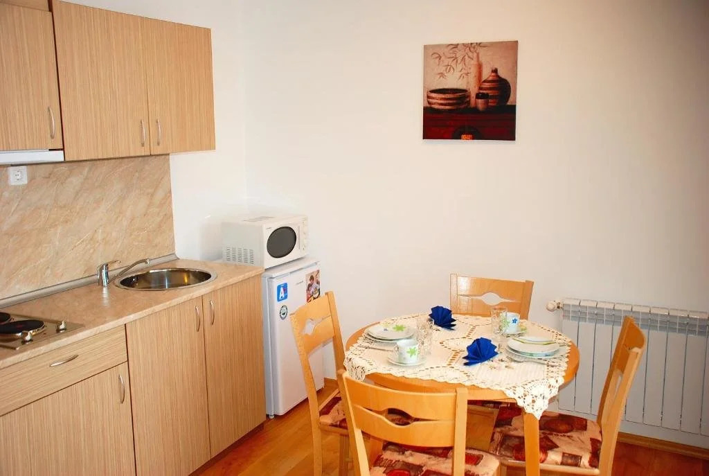 Guest House Ela