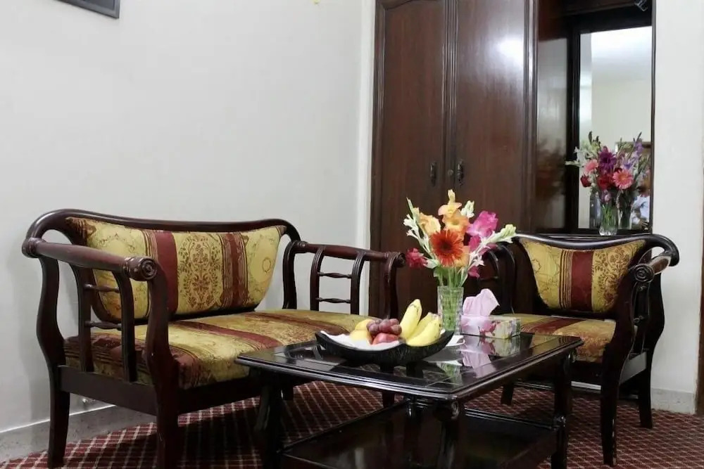 Hotel De Meridian Ltd