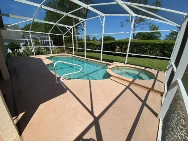 1938BEP - Golf front, split floor plan!