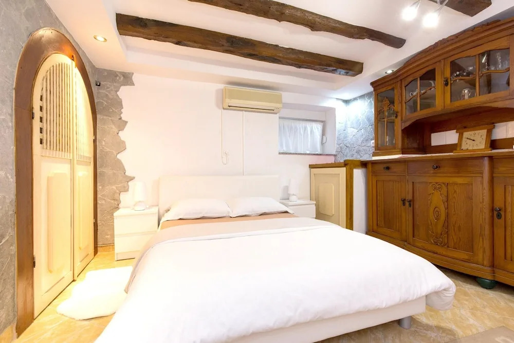 Apartment With one Bedroom in Skrpčići, With Enclosed Garden and Wifi - 500 m From the Beach
