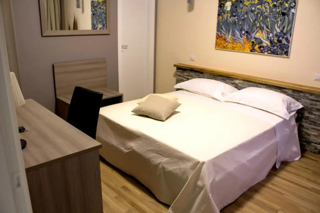 Cesari Home