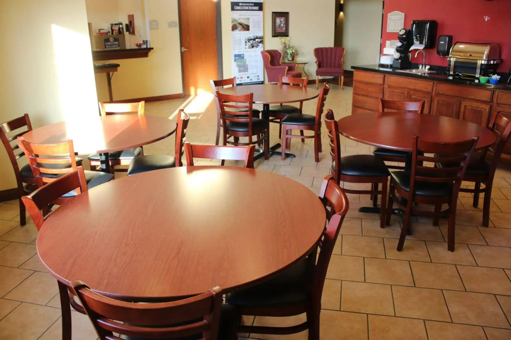 The Edgewood Hotel and Suites