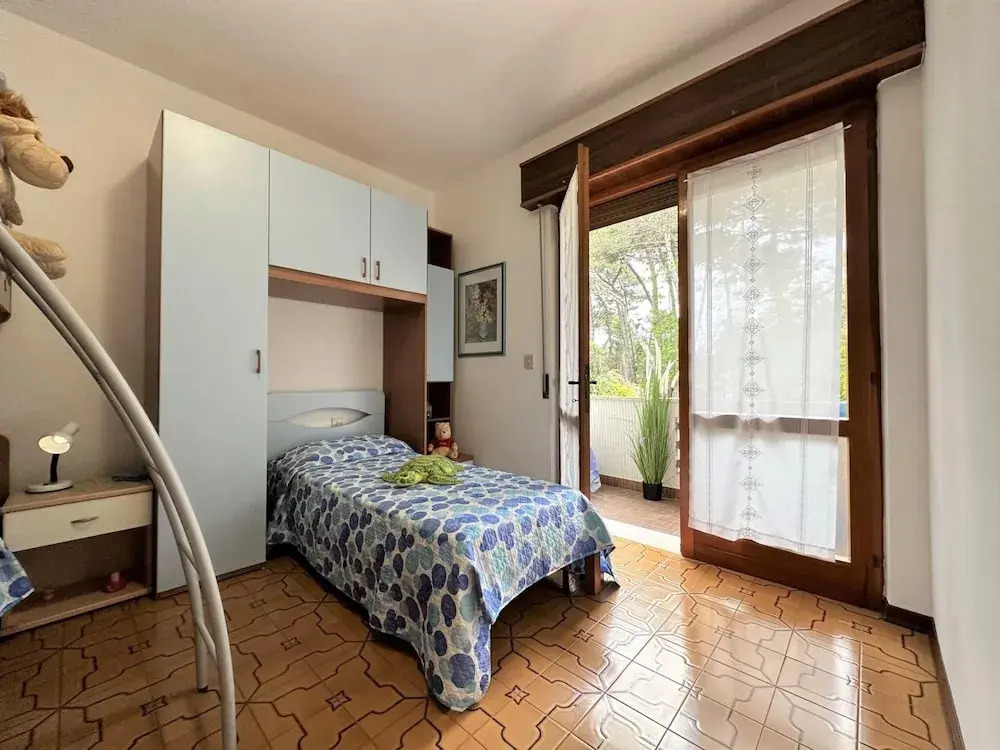 Bright Flat on the Mezzanine Floor - Beahost