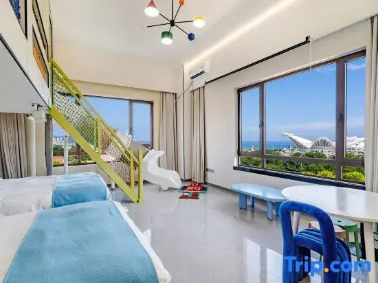 Qingdao·Qiyu·Ocean-Loving Azure Vernal Coastal Resort Homestay (Jinshatan Beer City Branch)