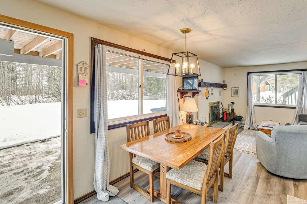 3 Mi to Windham Mountain: Pet-friendly Apt w/ Yard