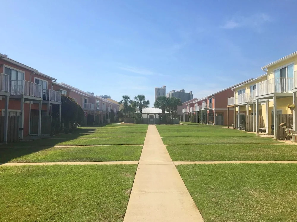 Gulf Walk 606