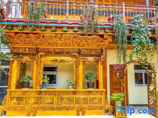 Qingke Xiangju  Homestay