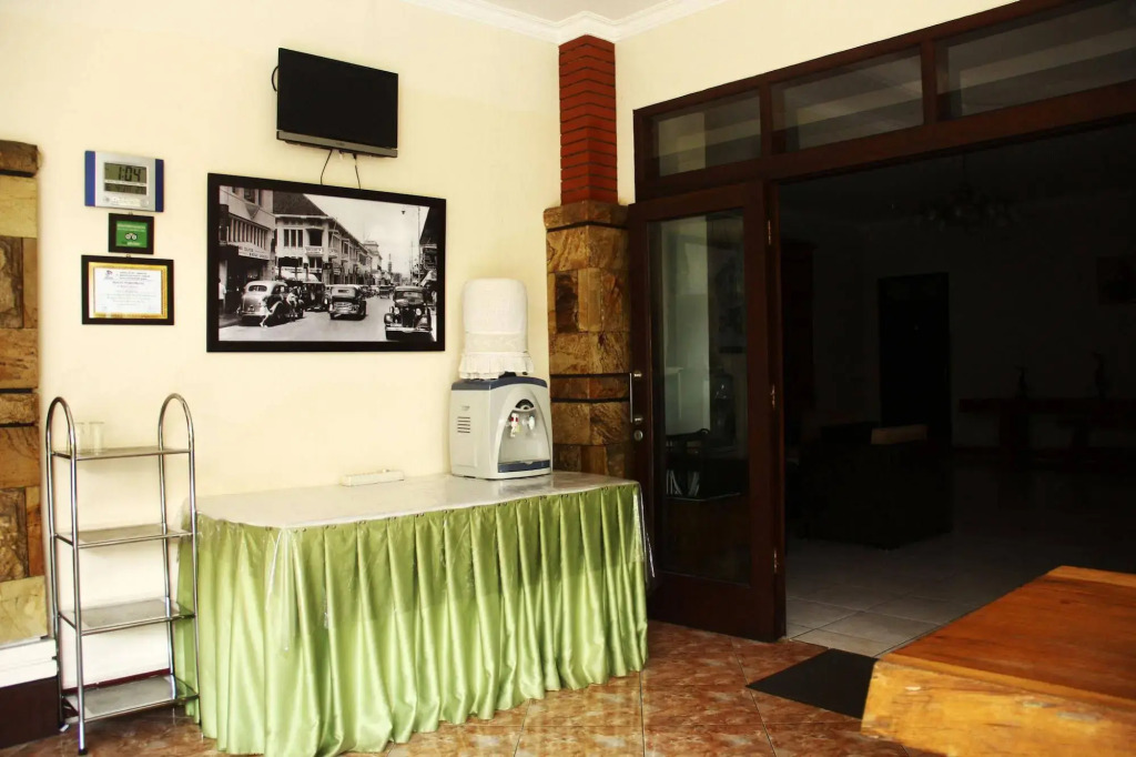 ZEN Rooms Sukajadi Sindang Sirna