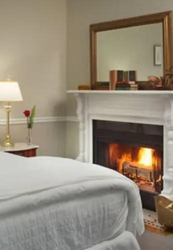 The Maple Leaf Inn