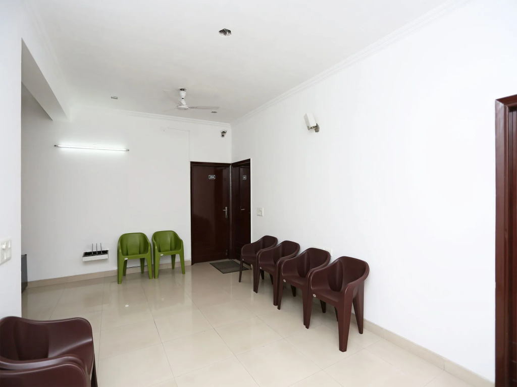 OYO 16449 Signature Stay's