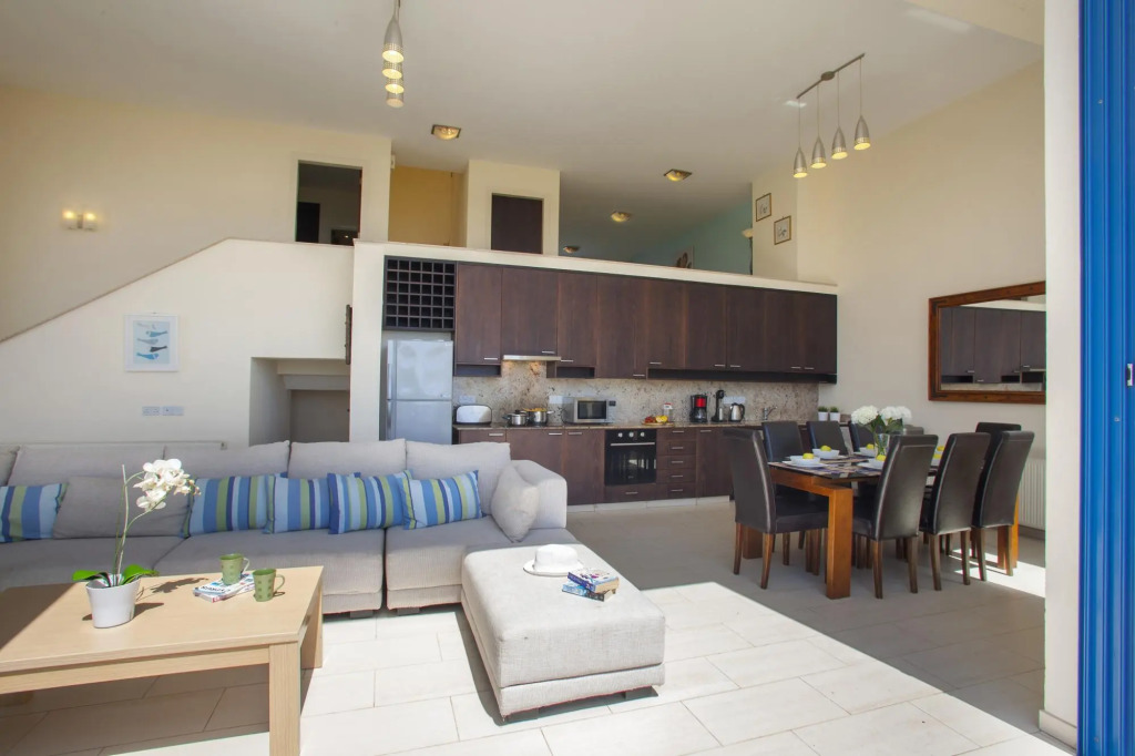 Villa Infinite Aretousa