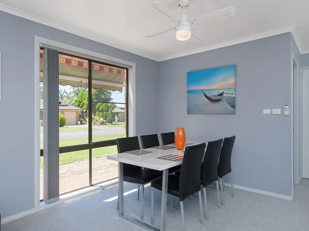 Shoreline Drive, Duplex 01,39, Little Pearl