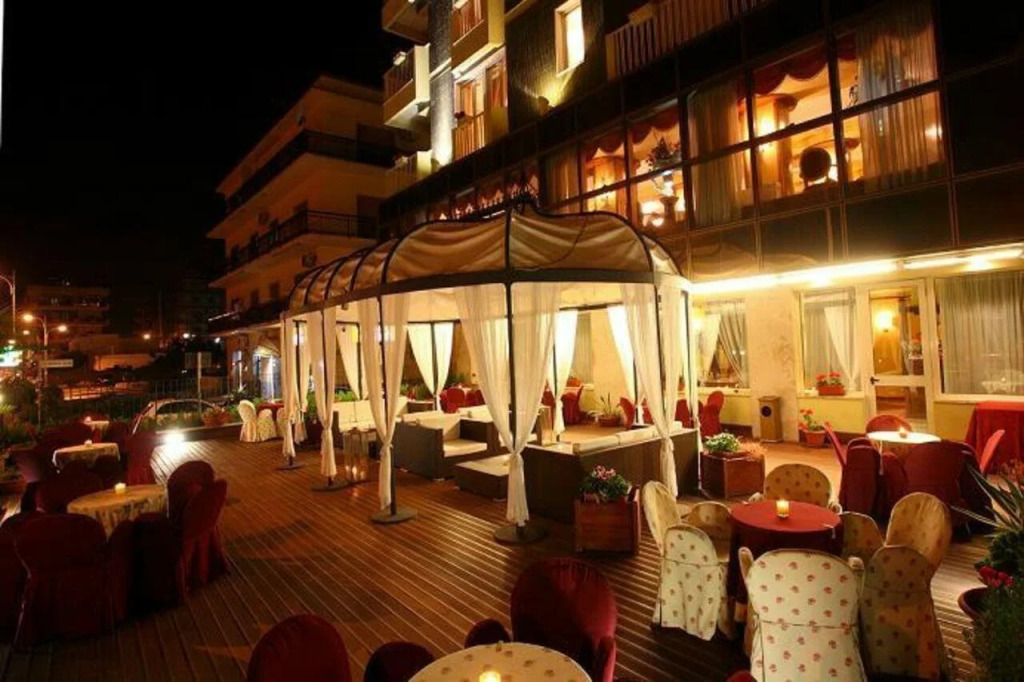 Hotel Palace