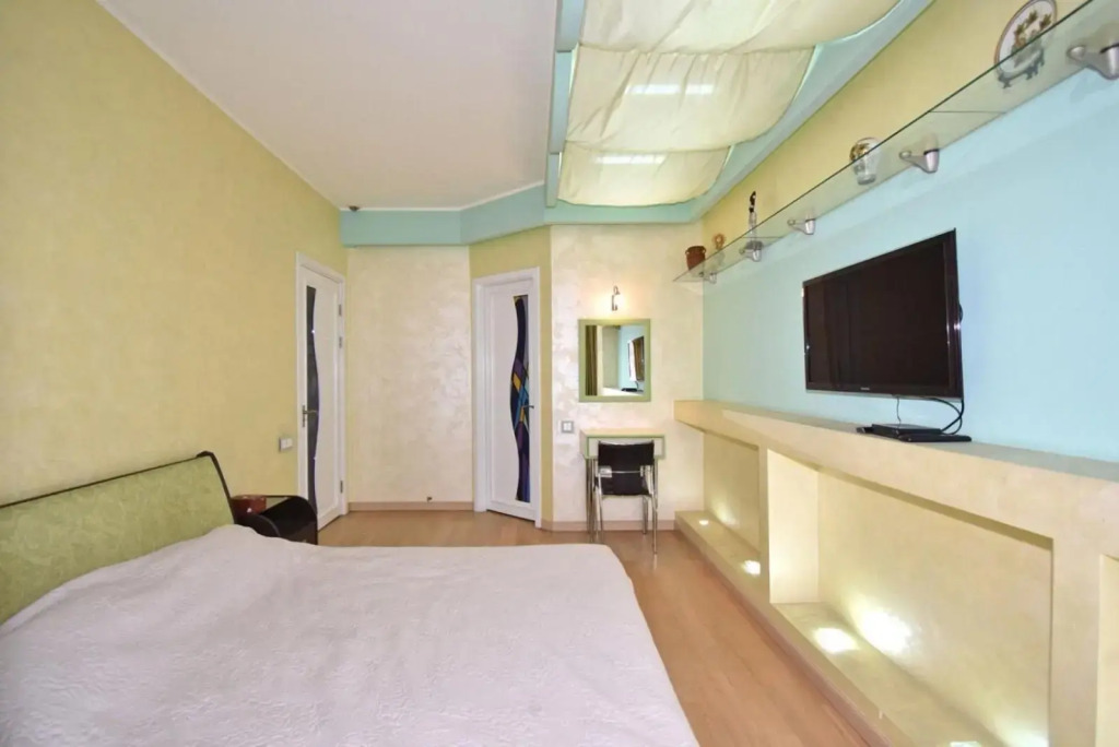 Caskade- Tamanyan Street, 2 bedrooms Beautiful, Renovated apartment KS343