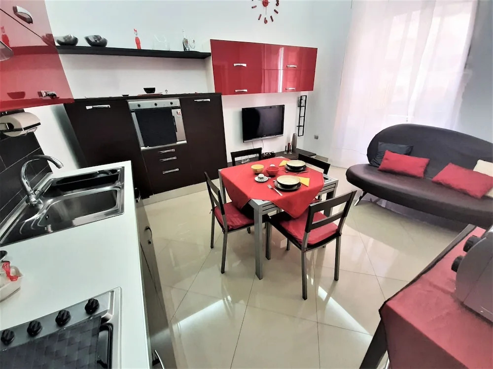 Tasteful Holiday Home in Avola near Sea Beach