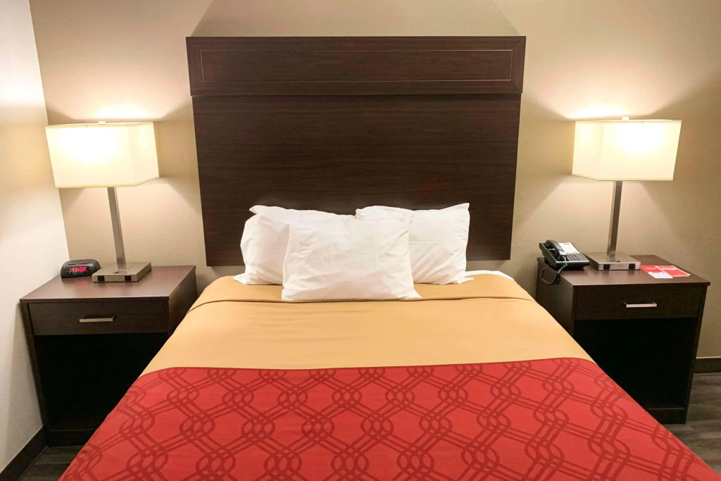 Econo Lodge Portland Downtown