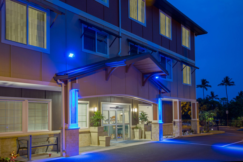 Holiday Inn Express & Suites Kailua-Kona by IHG