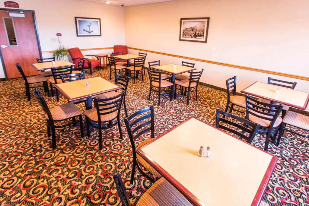 Quality Inn & Suites University