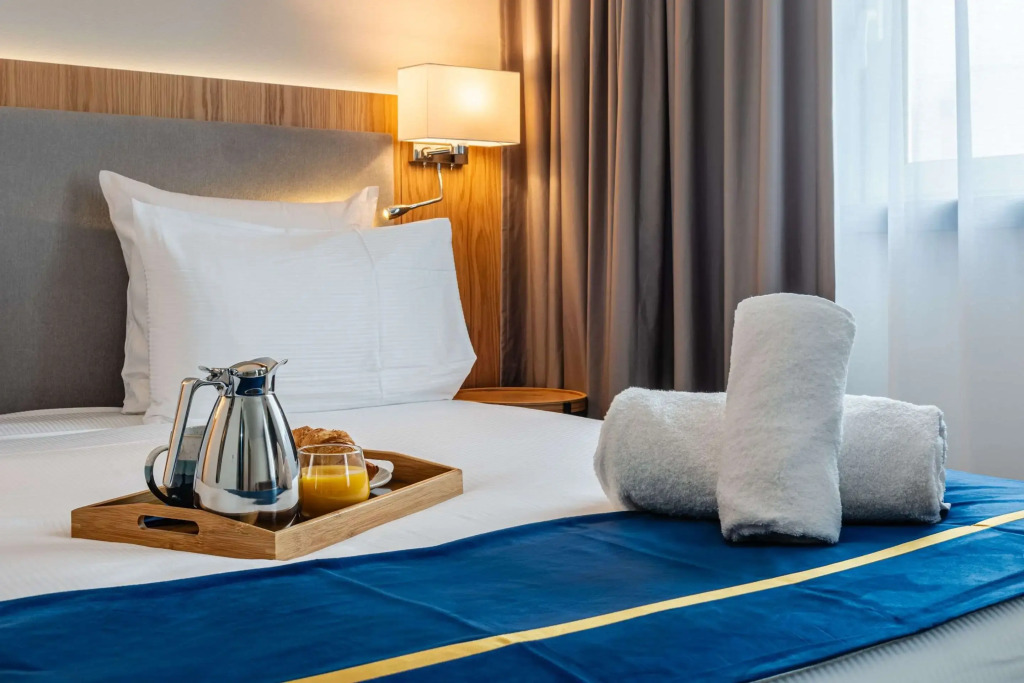 Brit Hotel Privilège Paris Rosny-sous-Bois