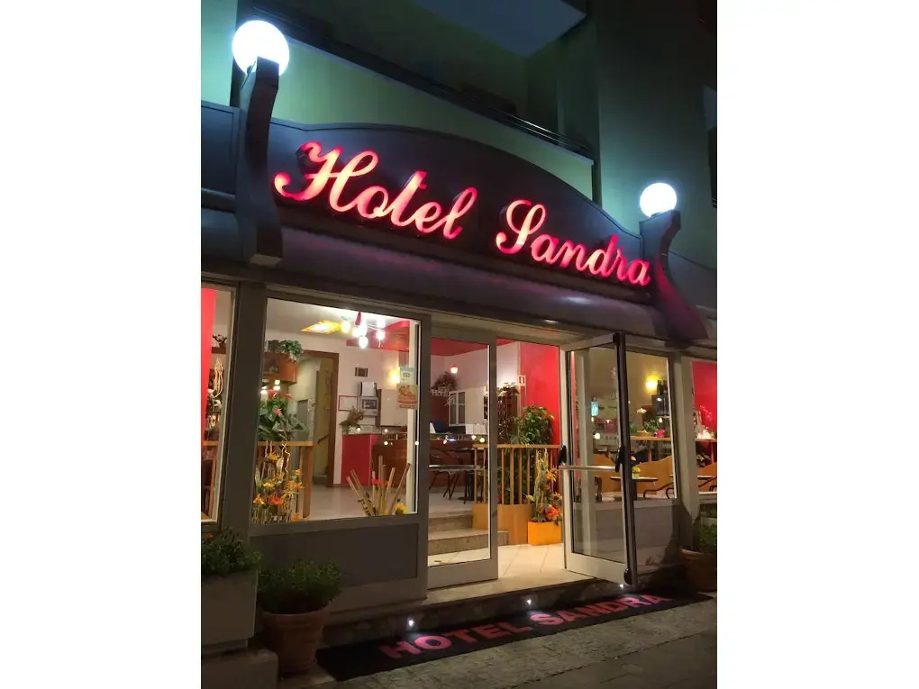 Hotel Sandra