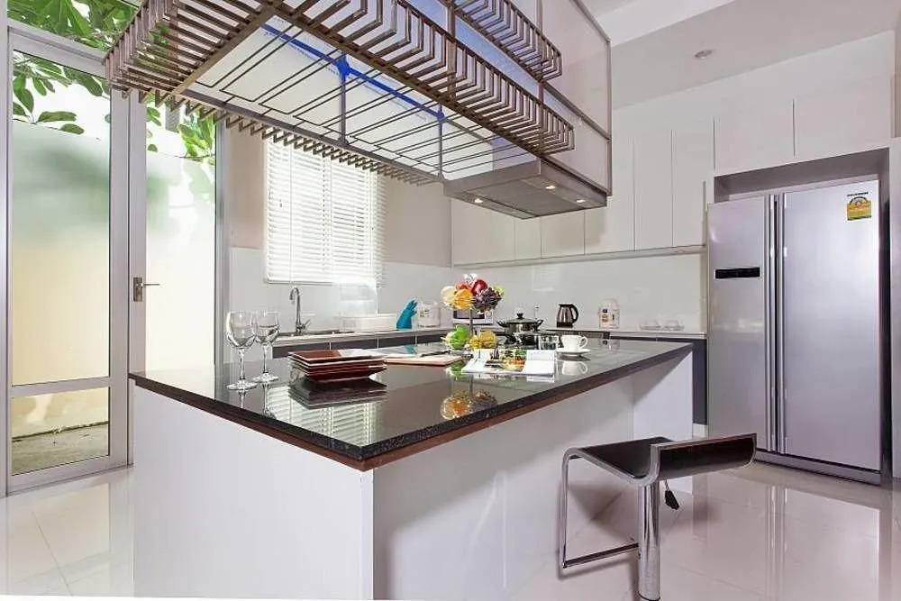 Jomtien Waree 9 with 6 bedrooms