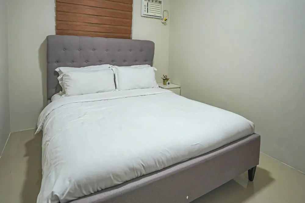 Manzil Anilao B&B Superior Bedroom U3