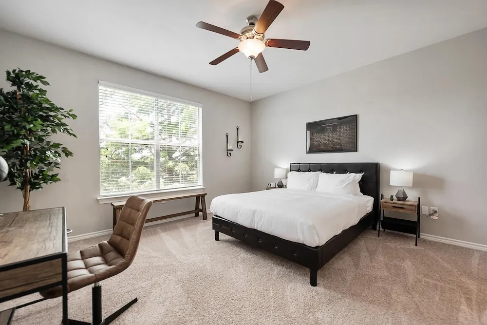 Uptown Dallas Apartments