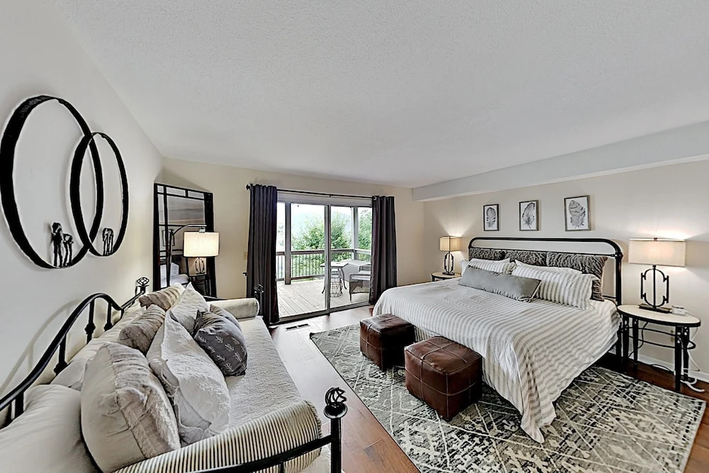 714younm 3 Bedroom Home