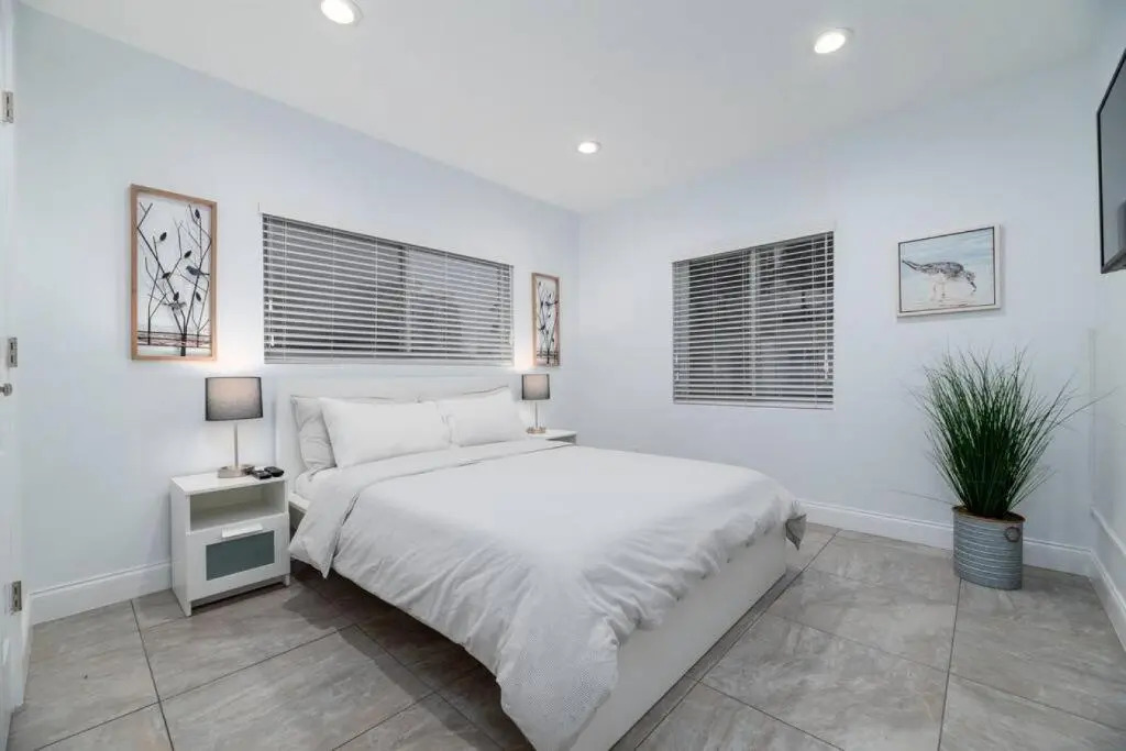 Bayshore Breeze 5 - Fort Lauderdale Beach