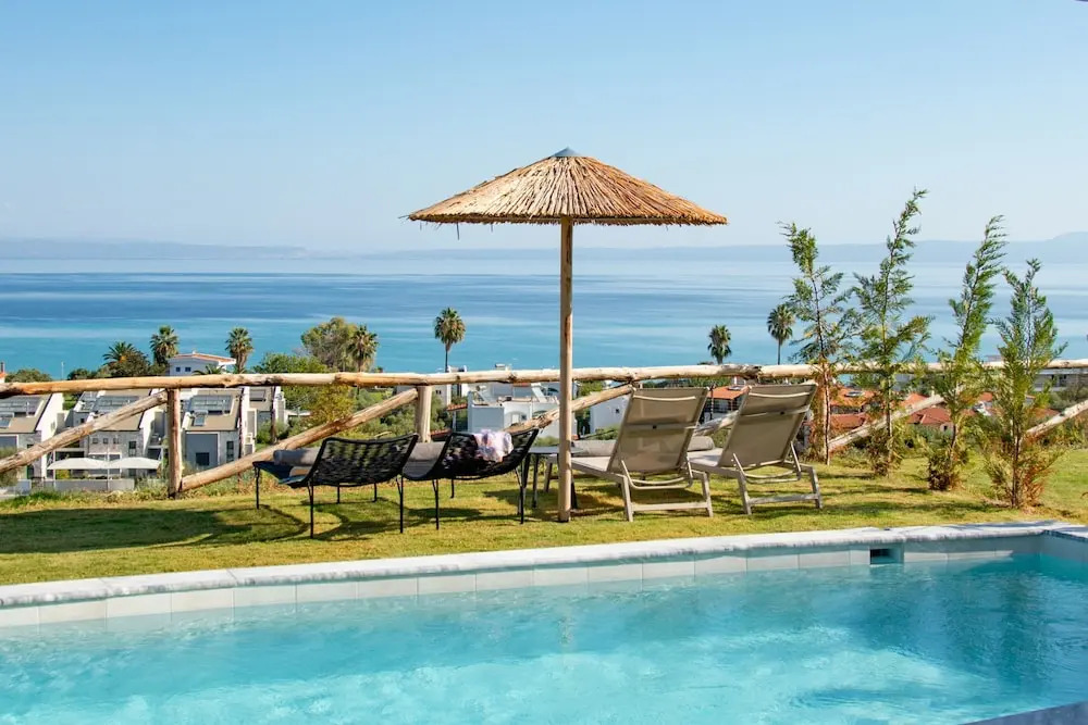 Olive Grove Panorama Suite Pende