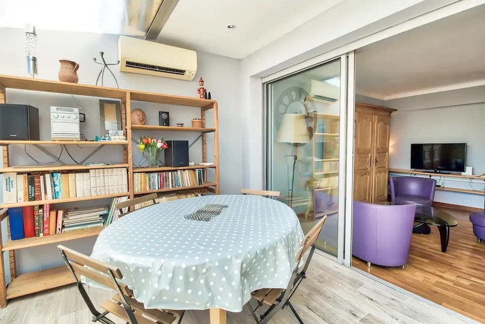 Appart 4 People, Terrace 2 Minutes From the Center