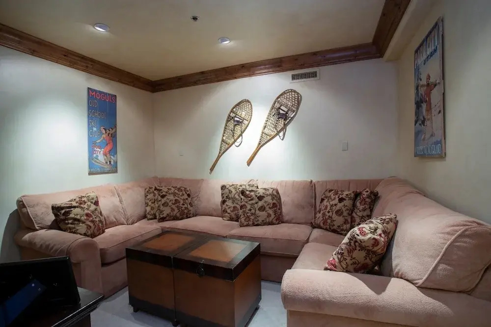 Grand Lodge - 3 Bedroom Deluxe #308 - Ski-in/out 3 Condo