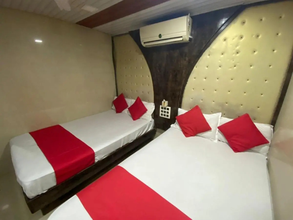Hotel Paris Residency
