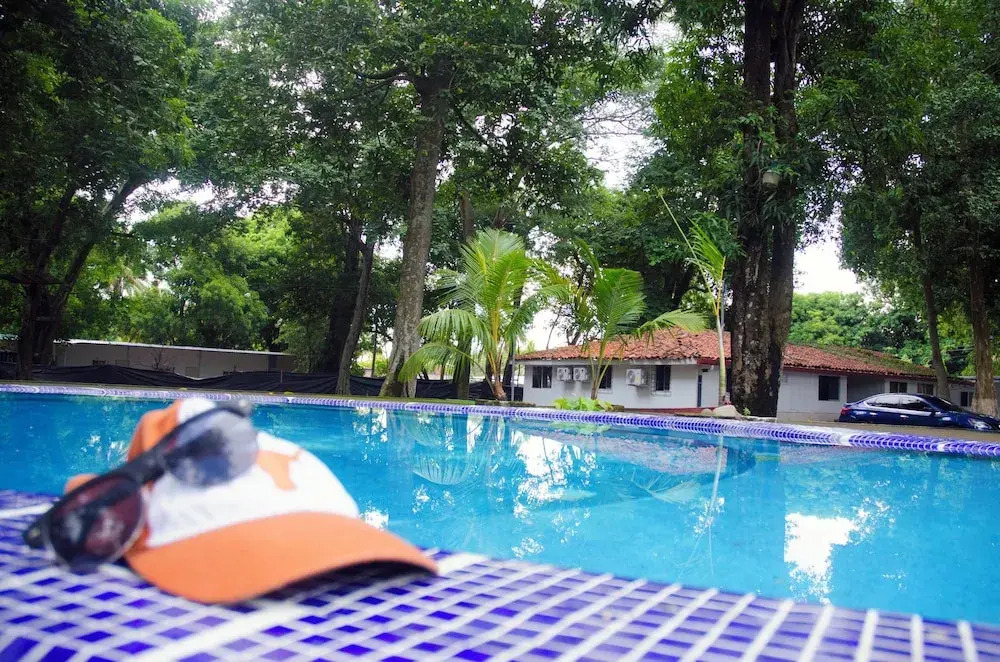 Apto Piscina WIFI Playa Sunzal El Salv