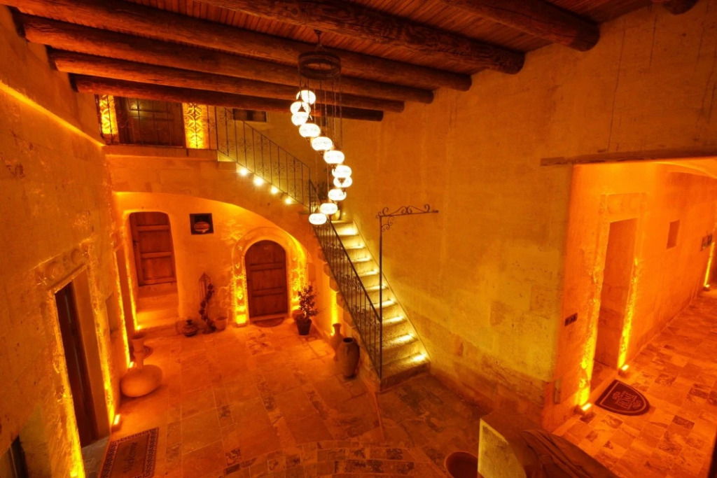 Avanos Suites
