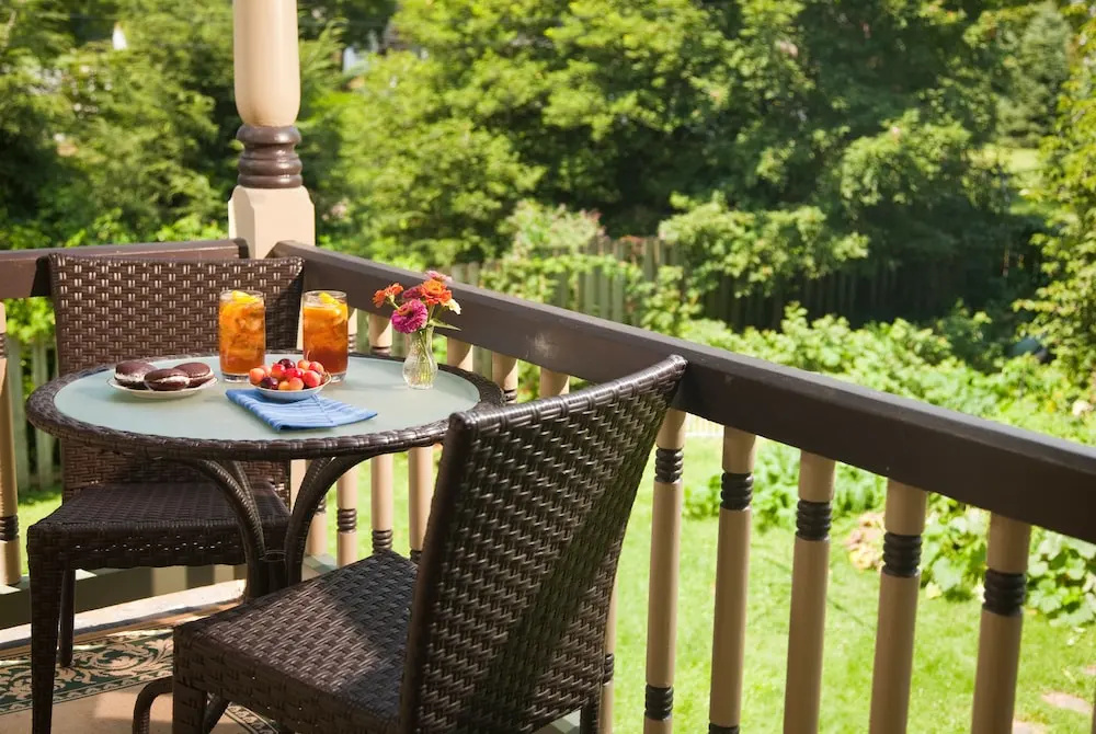 B. F. Hiestand House Bed & Breakfast