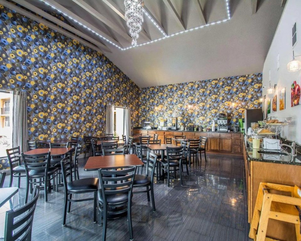 Rodeway Inn Davenport - Maingate South